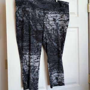 Capri Length Compression Leggings